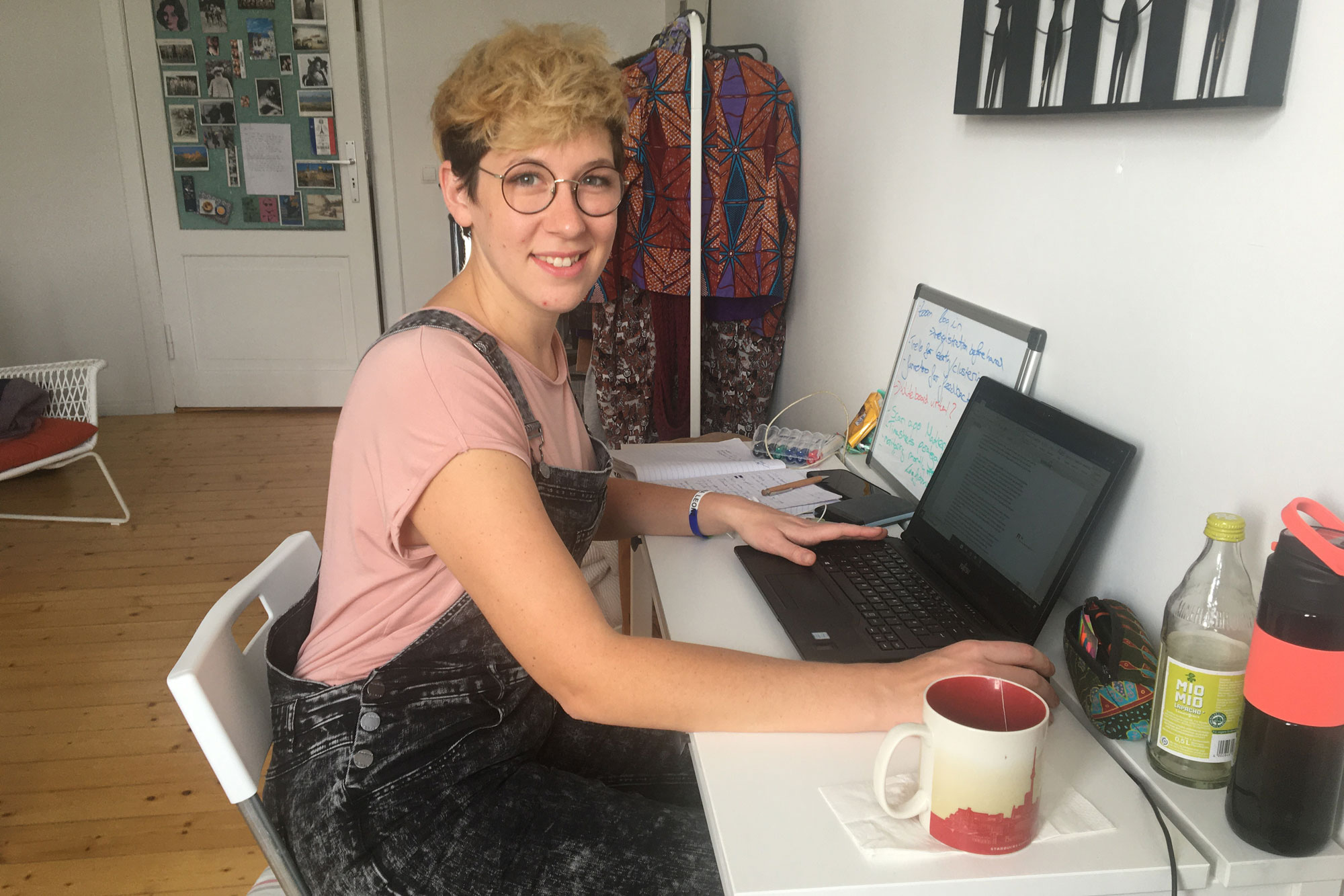 Katharina Koller im Homeoffice in Berlin