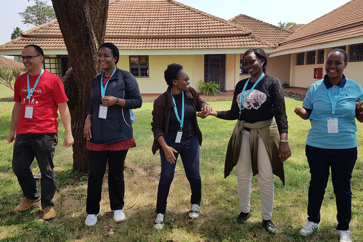 Ernst Ulz (links) mit Kolleg*innen