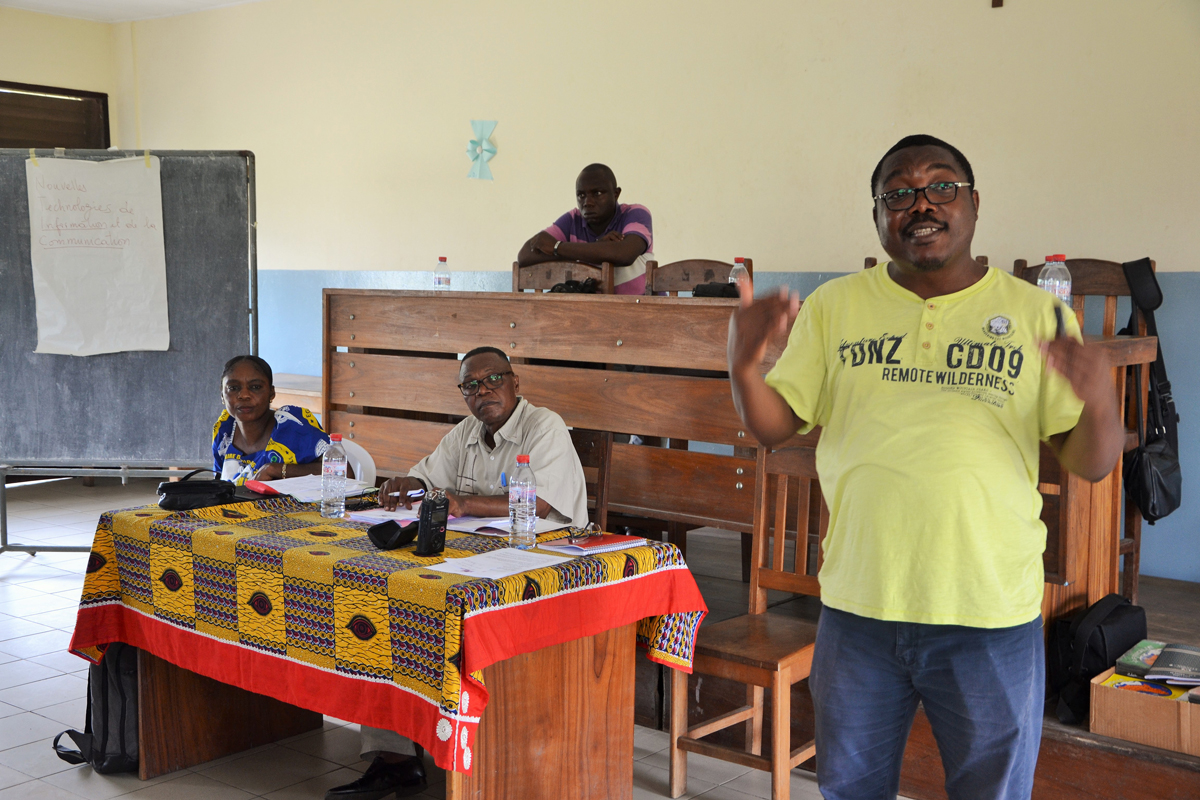 Workshop zur Nutzung neuer Technologien wie Twitter oder Facebook.