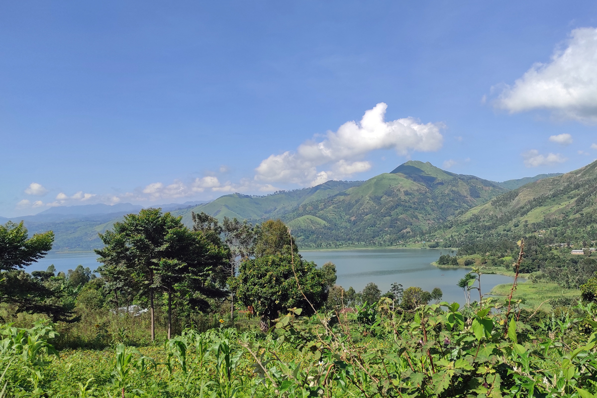 Blick auf den Kivu-See auf dem Weg zu einem Arbeitstreffen in Kalehe
