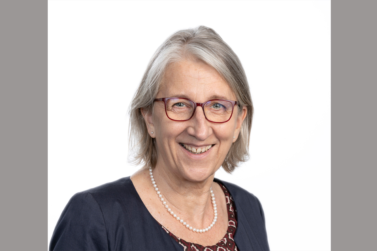 Kerstin Kude leitet das Team Personalentwicklung für Fachkräfte und ist Mentorin für das Traineeprogramm bei AGIAMONDO.