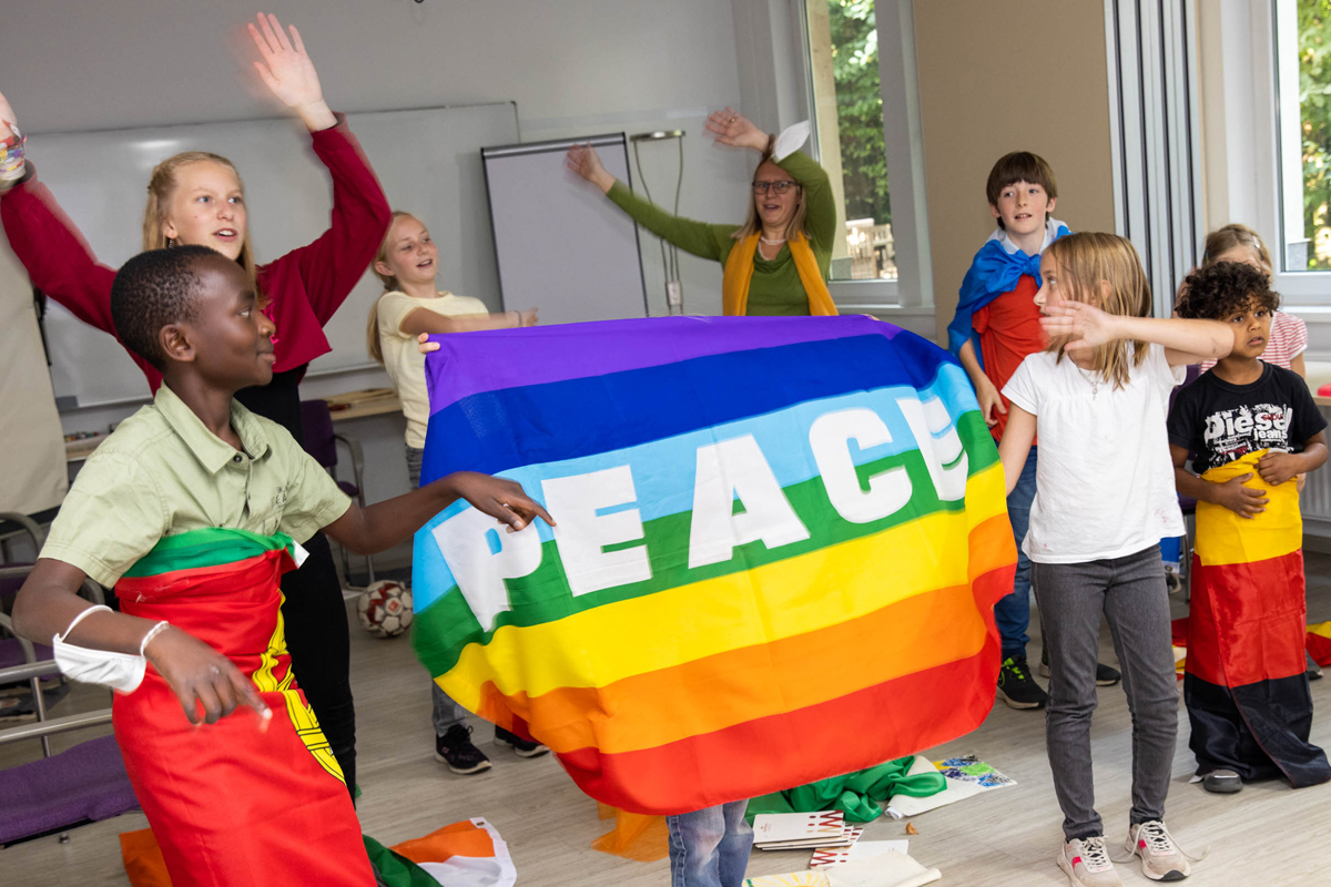 Gemeinsame Aktion der Kinder und Jugendlichen