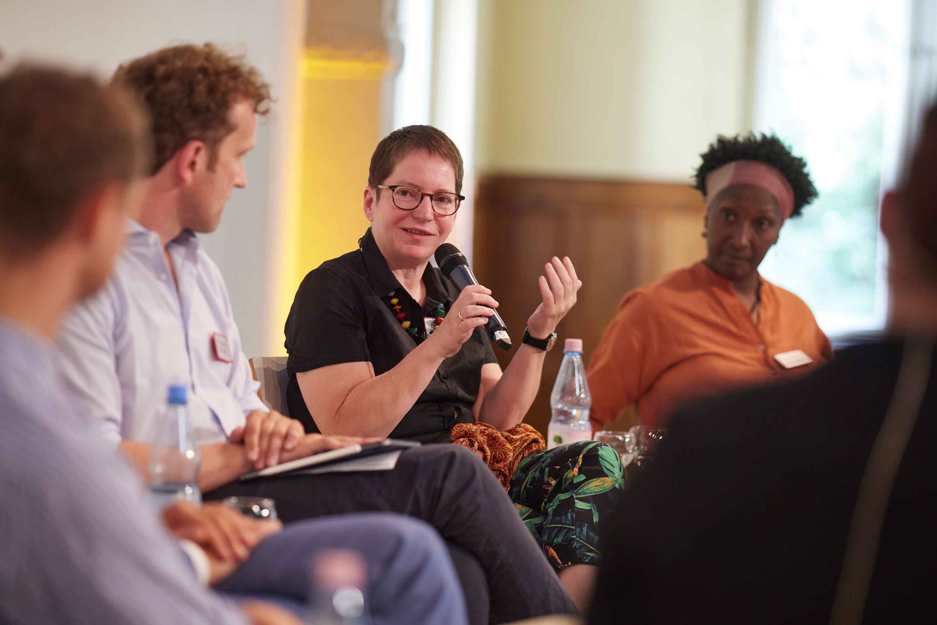 Diskussionsrunde auf dem Podium zum Thema Klimawandel