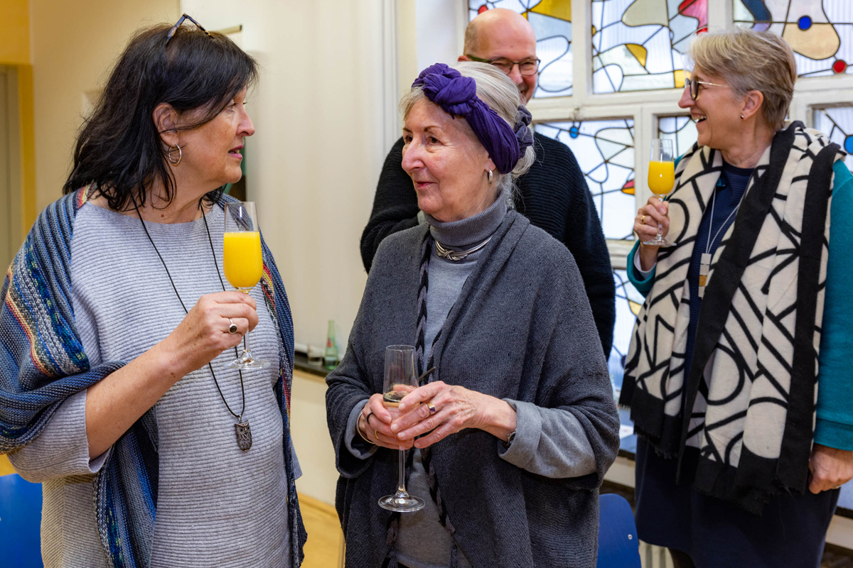 Nach der Preisverleihung hatten die Teilnehmer*innen die Möglichkeit, sich auszutauschen.