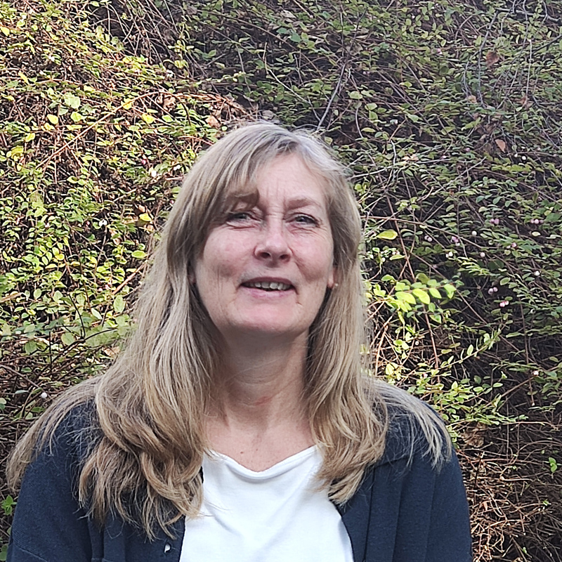 Finanzbuchhalterin Silke Schmidt ist ebenfalls Teil des Teams von EDP in der AGIAMONDO-Geschäftsstelle.