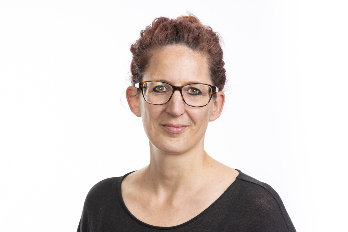 Dr. Friederike Repnik begleitet als "Beraterin auf Zeit" die ZFD-Landesprogramme von Liberia, Südsudan, Große Seen, Sri Lanka, Kolumbien und Zentralamerika.