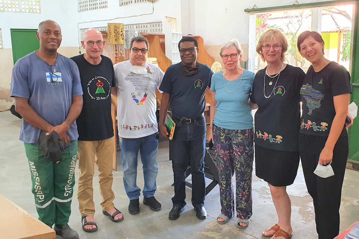 Vorstandstreffen: Vorstandsmitglied Adilson Alves, Franz-Thomas Sonka (1. Vorsitzender AVICRES Deutschland), Roberto Marinho, stellv. Vorsitzender, und Joaquim José de Faria Neto, Schriftführer, beide von AVICRES Brasilien, außerdem Monika Schmiemann, Karin Herting (Erweiterter Vorstand) und Svenja Knies (von links).