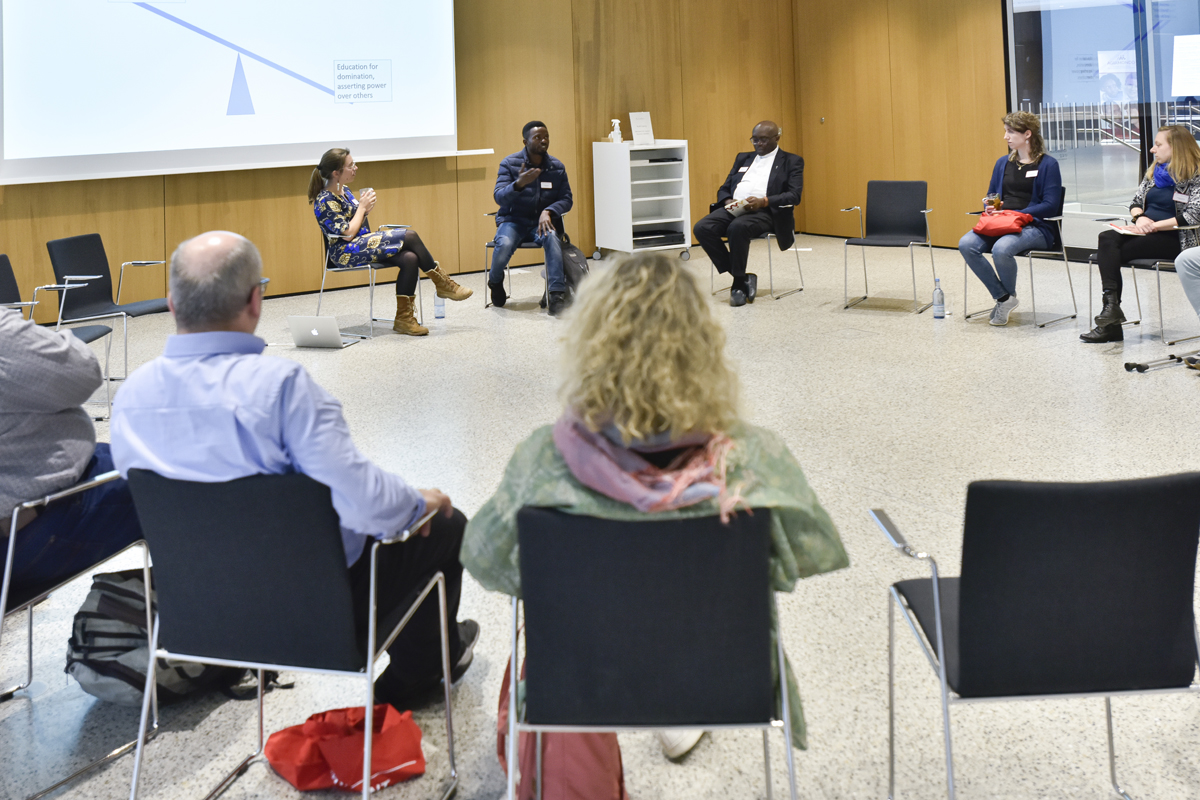 In Workshops konnte das Thema vertieft werden, z. B. zum Schwerpunkt "Bildung in Afrika und Bedeutung der Dekolonisierung".