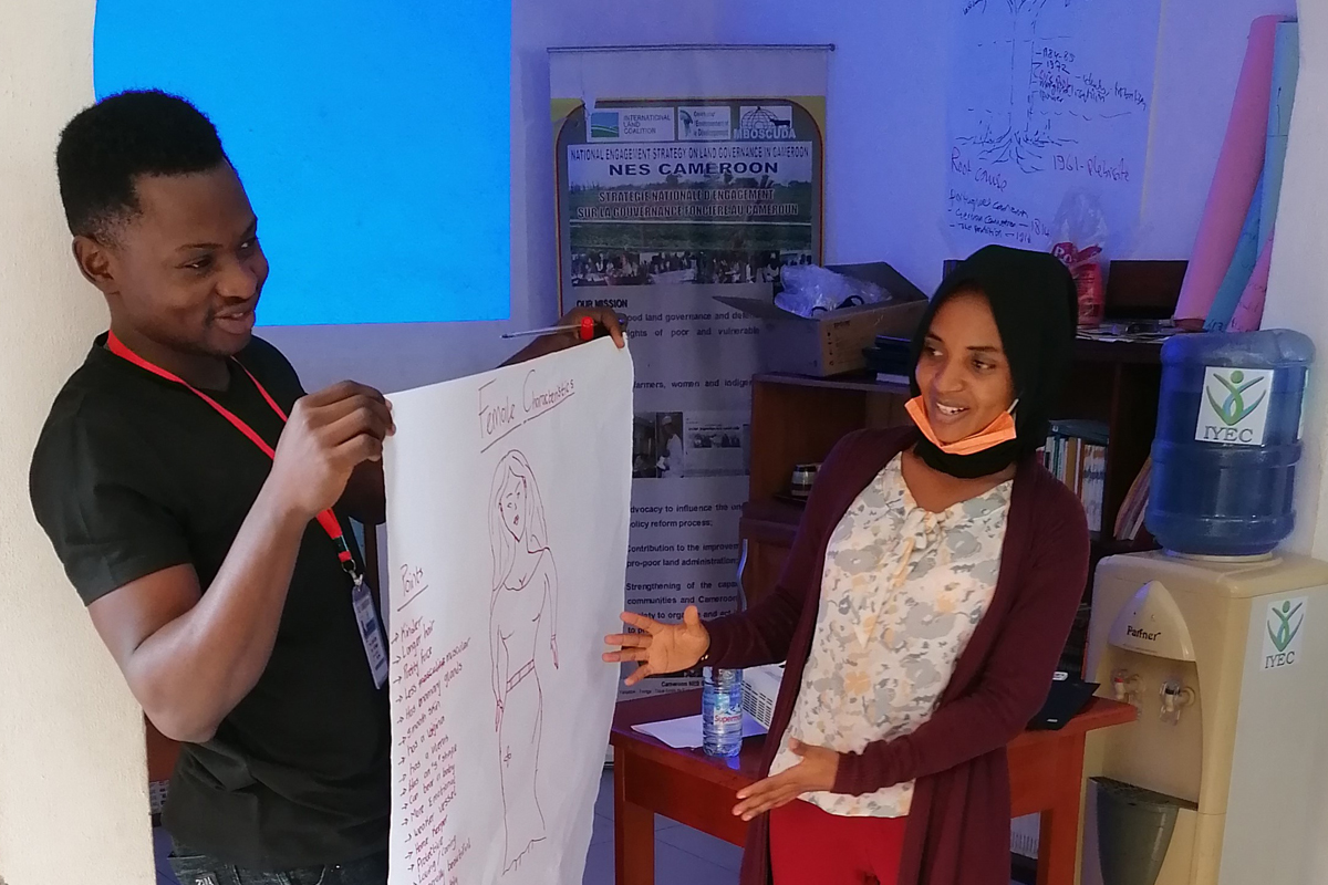 Eine Veranstaltung des IYEC 2022 für Mitglieder der Plattform zu gewaltfreier Kommunikation führte zu diesem Erfolg: Durch Reflektieren der eigenen Kommunikation konnten Konflikte in den Gemeinden angesprochen werden. Gerade junge Menschen ohne Arbeit und Perspektive inspirierte diese Erfahrung, sich vor Ort für Konfliktbewältigung zu engagieren.