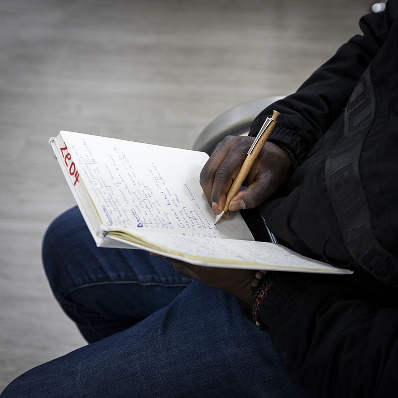 Neben dem offiziellen Konzept sind die eigenen Notizen und Eindrücke für die spätere Praxis wichtig.