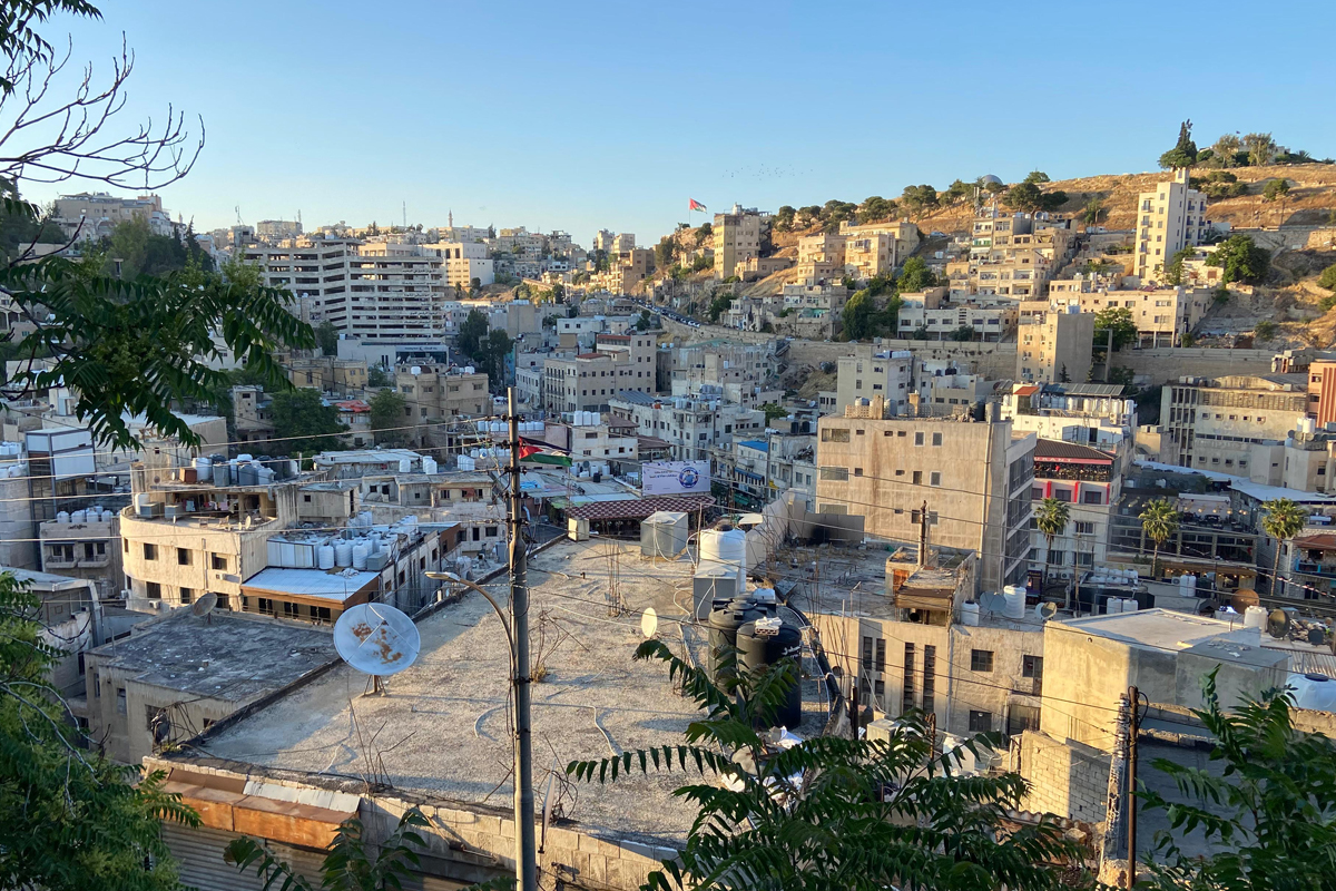 In Amman leben viele Geflüchtete aus Syrien, Irak, Sudan, Eritrea oder Somalia. Viele von ihnen sind schon lange im Land, weil sie kein Visum für die Weiterreise in Drittländer bekommen.