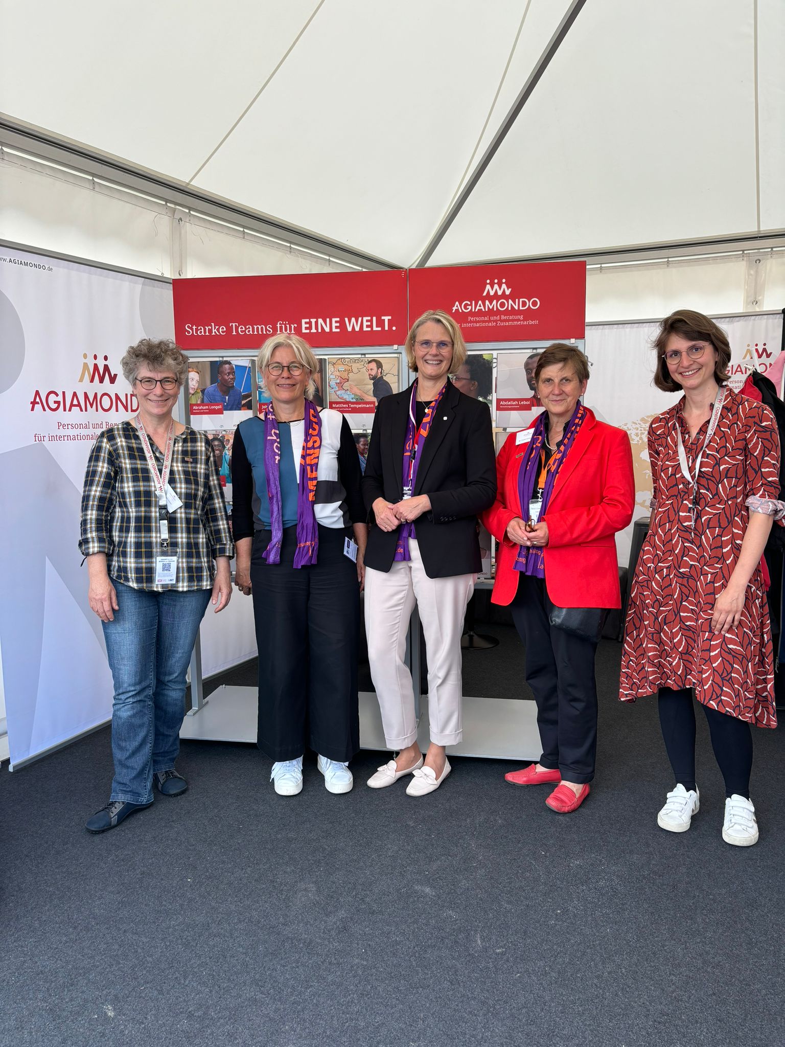 Im Gespräch mit Anja Karliczek, Präsidentin des KDFB, und Christiane Fuchs-Pellmann, Geschäftsführerin des KDFB.