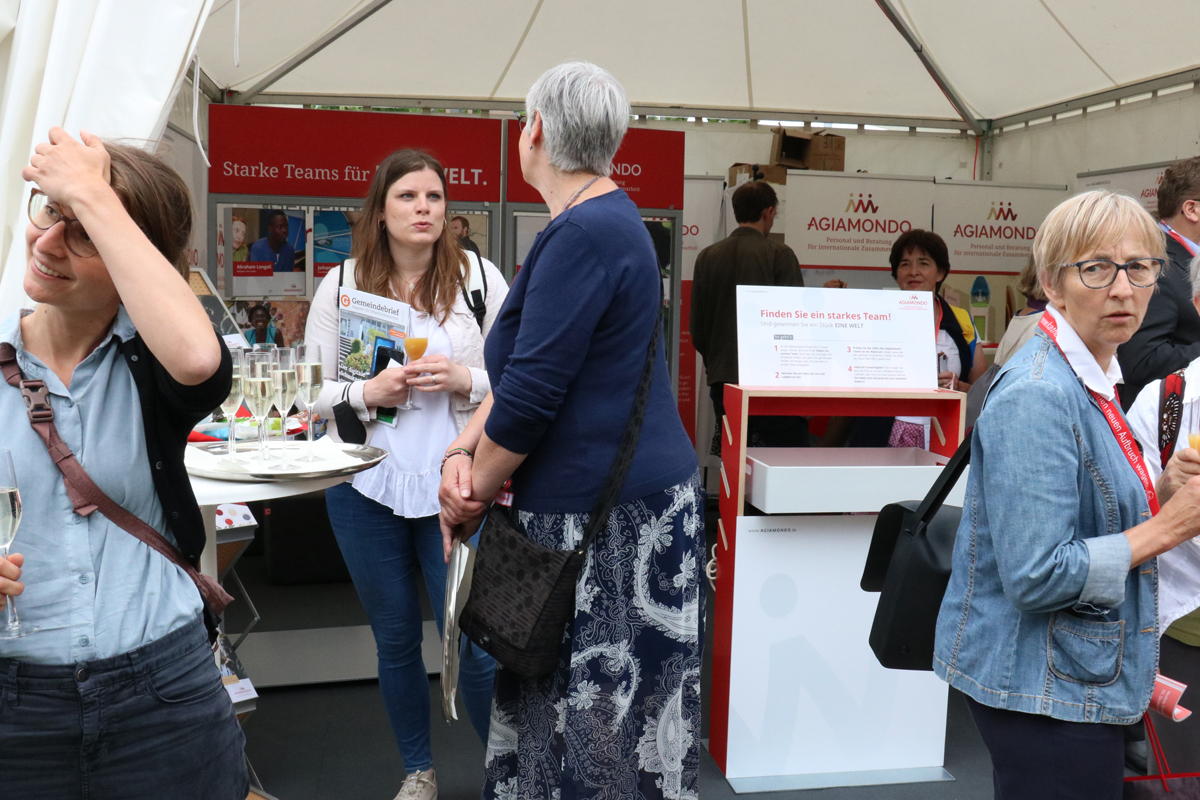 AGIAMONDO-Stand auf dem Katholikentag in Stuttgart 2022